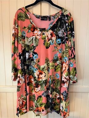 Attitudes by Renee Pink Coral Floral Scoop Neck Tunic